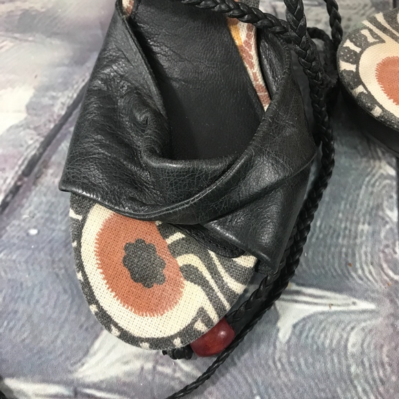 NA NA Leather Strappy Braid Heels Fabric Accent - Picture 4 of 8